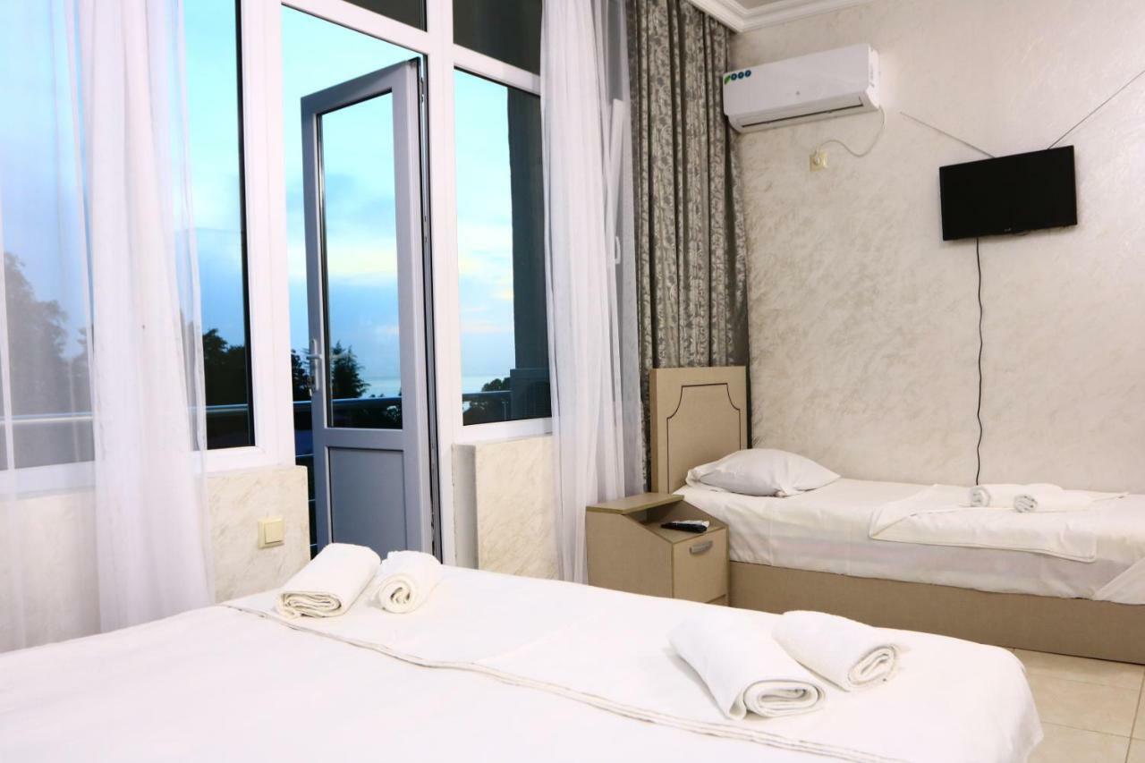 Rainbow Rooms Apart Hotel Makhinjauri Extérieur photo